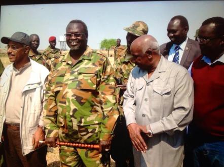 RiekMachar in combat1536466_10202571283030805_1577621844_n