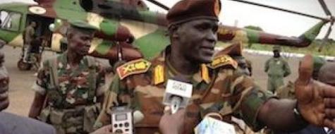 johnson_uliny_the_rebel_leader_talking_with_journalists_upon_arrival_at_juba_international_airport_13_6_2013_bonifacio_taban_1_