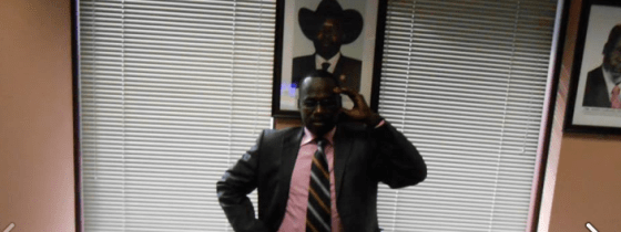 Gordon Buay taking his pictures in a room somewhere in Canada(Photo: Buay's FB media)