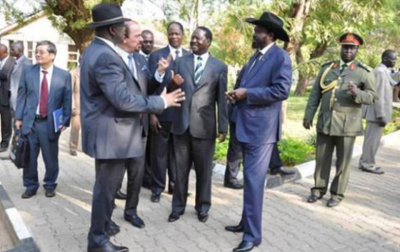 Former Primer Minister of Kenya, Raila Oding holding discussions with Dr. Riek Machar and Salva Kiir of South Sudan in Addis Ababa, Ethiopia(Photo: file)