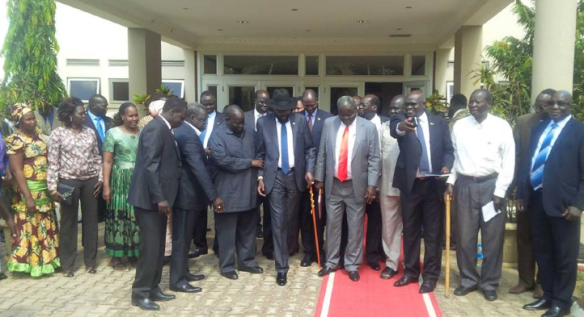 The loyal Nuer politicians in Salva Kiir government post for a group photo after a meeting that deliberates the political interests of loyal Nuer in Salva Kiir government(Photo: Buay/Nyamilepedia version)