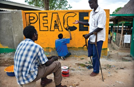 South Sudanese painters decorating a wall in Juba, South Sudan(Photo: via UN/AfricaRenewal)