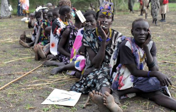 Emergency food distribution in South Sudan's Jonglei state(Photo: UNHCR)