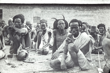 Shilluck tribemen waring tradition attires in 1960s(Photo: unidentified)