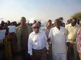 JMEC boss Festus Mogae touring Bentiu in Unity State (Photo: file).